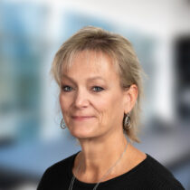 Wendy Arsenault Headshot