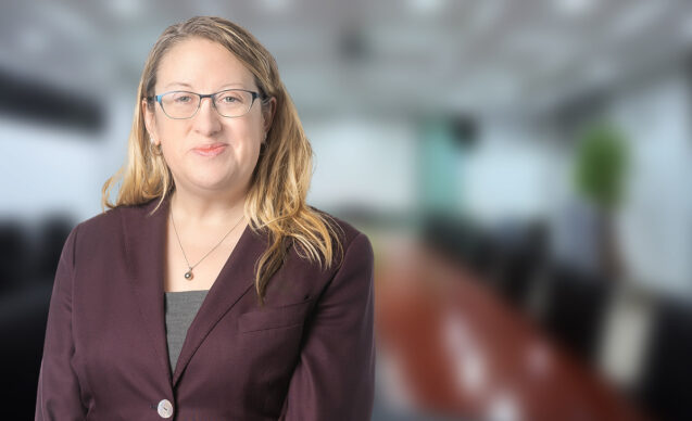 Laurie A Burlingame Lab Full Photo Pic On Background 4906 1194 9946 V1